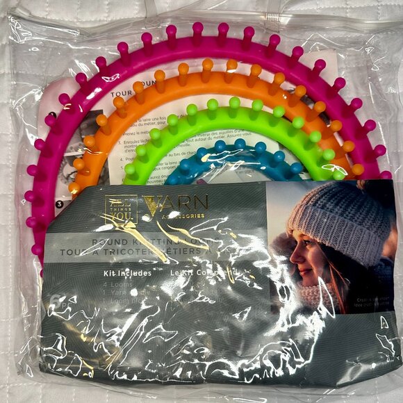 NEW All Things You yarn accessories 4 round knitting looms Yarn Needle Loom Pick - Picture 1 of 4